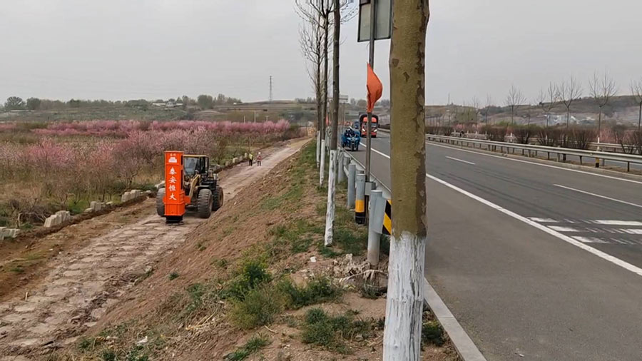 裝載機液壓打夯機 裝載機液壓打夯機